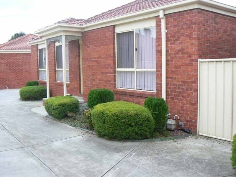 2/28 Canberra Avenue, Dandenong VIC 3175