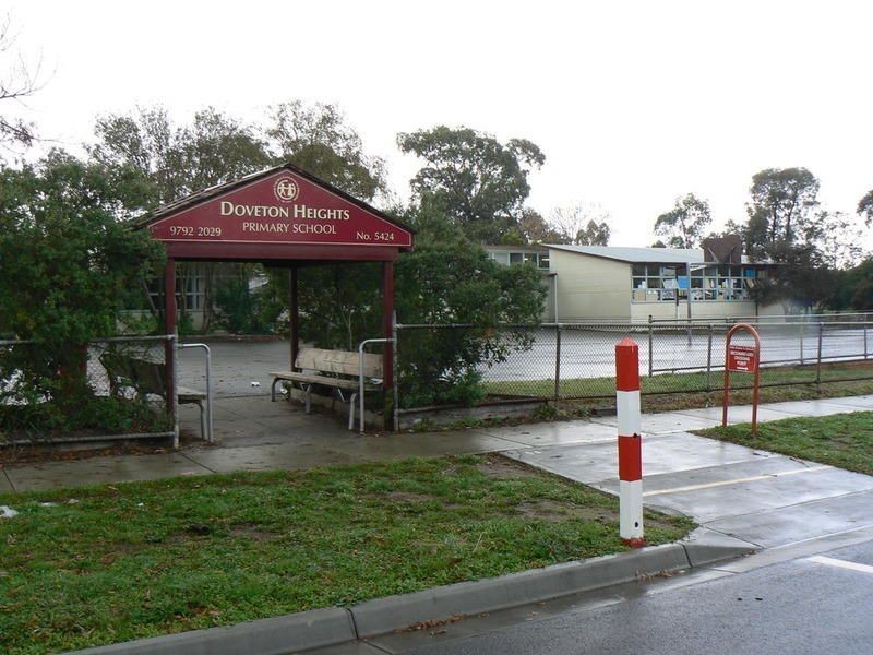 3 Magnolia Grove, Doveton VIC 3177