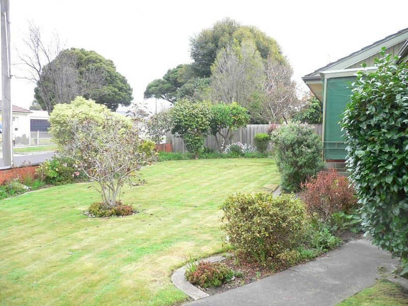 1 Pinewood Avenue, Dandenong North VIC 3175