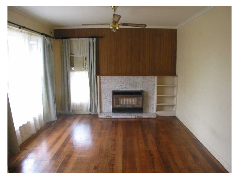 35 Hughes Crescent, Dandenong North VIC 3175