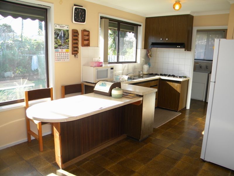 11 Downard Crescent, Dandenong North VIC 3175