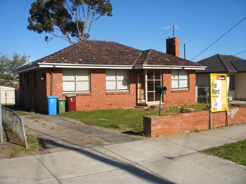 1 Photinia Street, Doveton VIC 3177