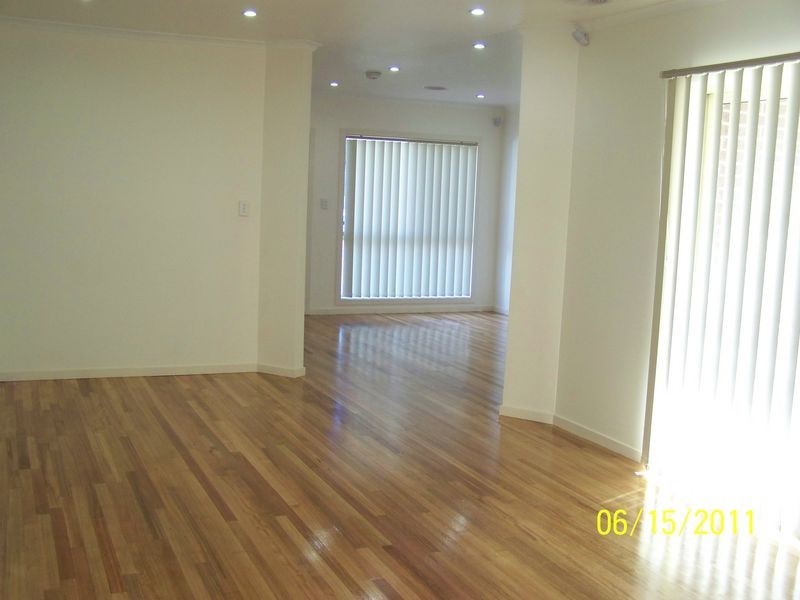 1/2 Prunus Grove, Doveton VIC 3177