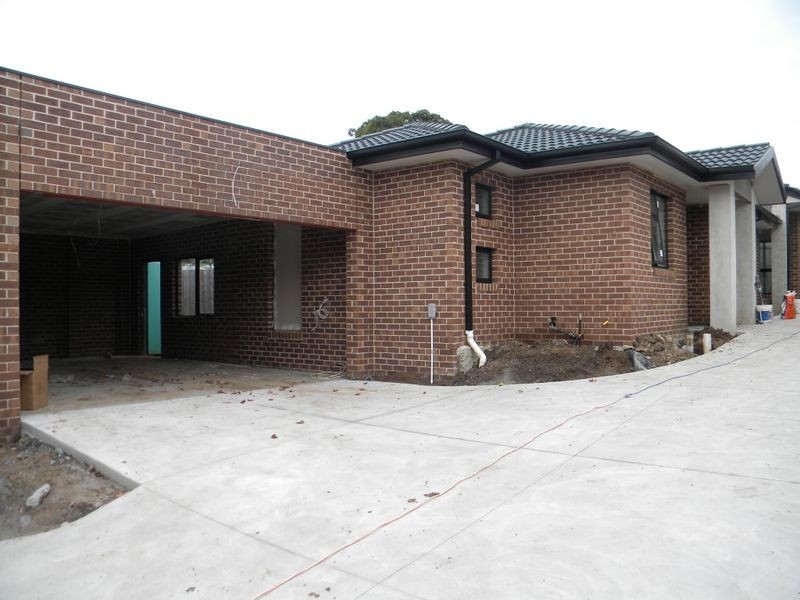 2/19 Alexander Avenue, Dandenong VIC 3175