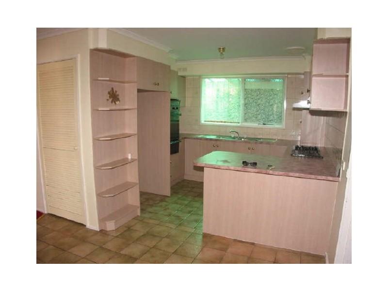 6 Montrose Court, Endeavour Hills VIC 3802