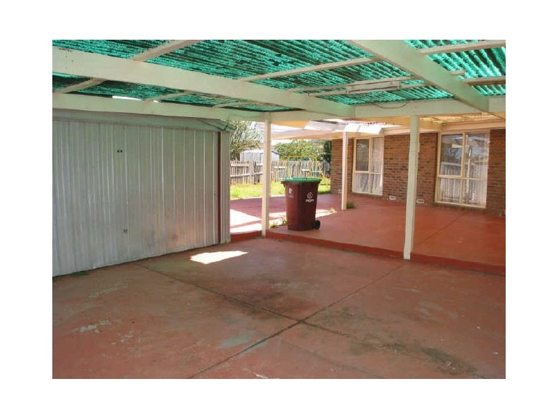 6 Montrose Court, Endeavour Hills VIC 3802