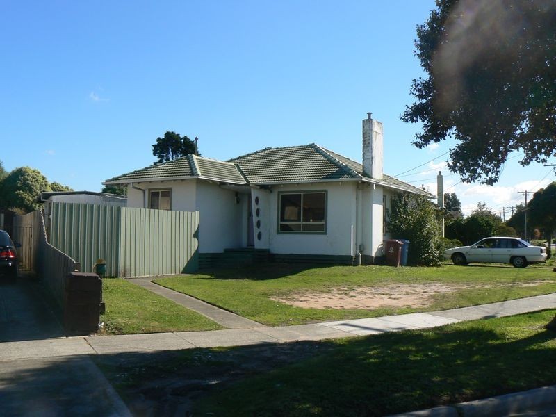 10 Menzies Avenue, Dandenong North VIC 3175