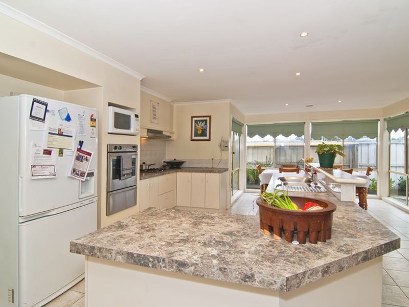 1 Lansell Court, Carrum Downs VIC 3201