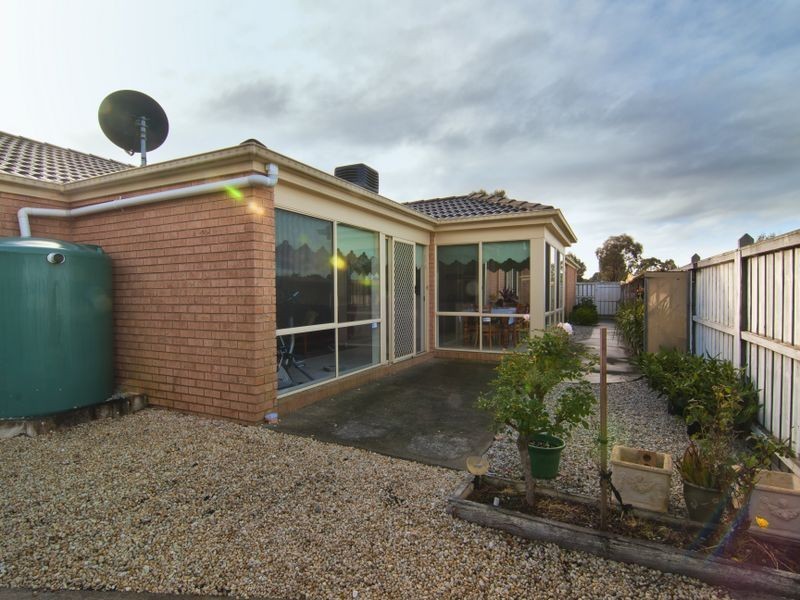 1 Lansell Court, Carrum Downs VIC 3201