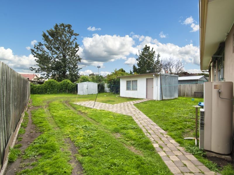 4 Hakea Street, Doveton VIC 3177