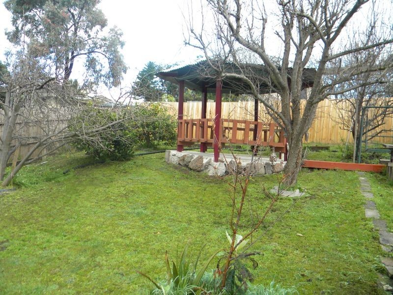 31 Laurel Avenue, Doveton VIC 3177