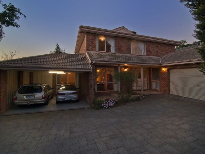 11 Moody Place, Endeavour Hills VIC 3802
