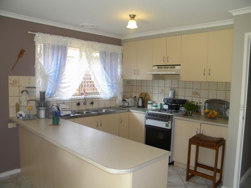 1/13 Ivan Cresent, Hampton Park VIC 3976