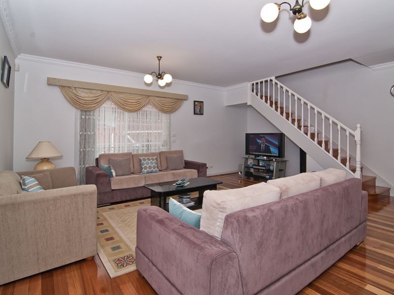 10 Hanna Drive, Endeavour Hills VIC 3802