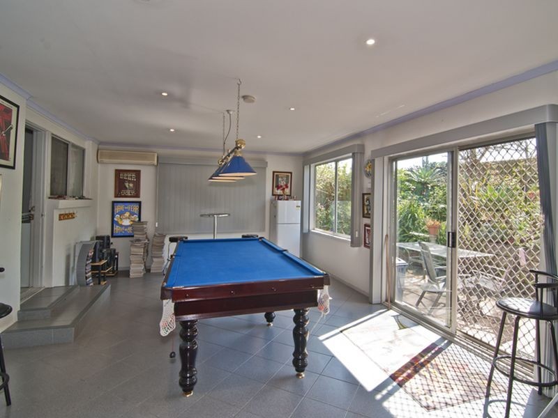 135 Gleneagles Drive, Endeavour Hills VIC 3802