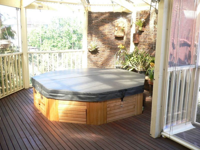 58 Joseph Banks Crescent, Endeavour Hills VIC 3802