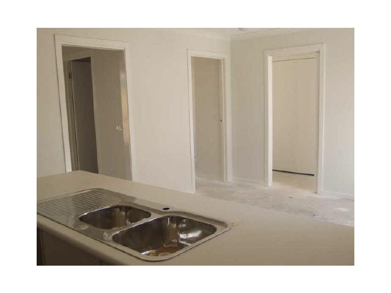 1/48 Ambrie Cresecent, Noble Park VIC 3174