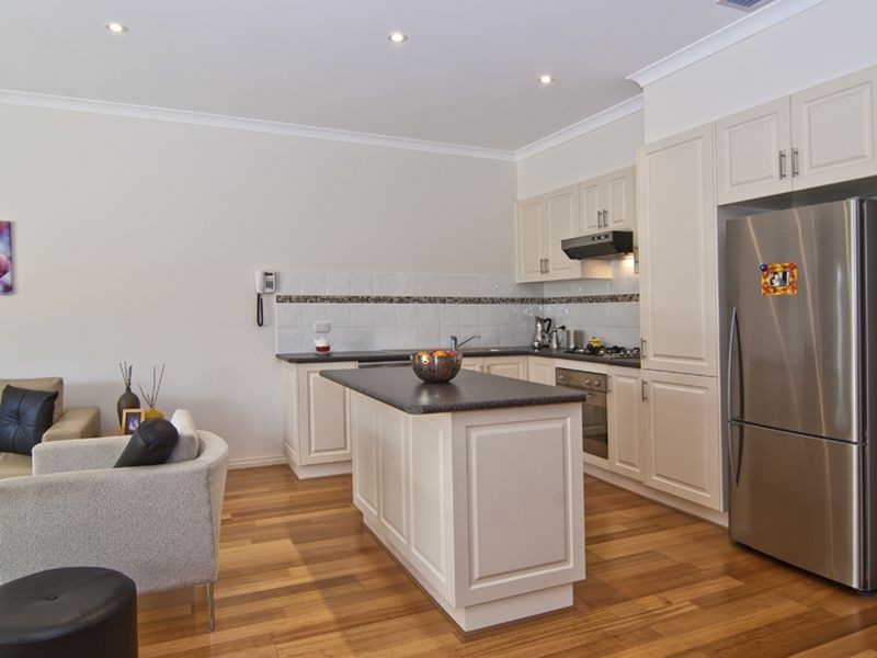 12/84 Heatherton Road, Endeavour Hills VIC 3802