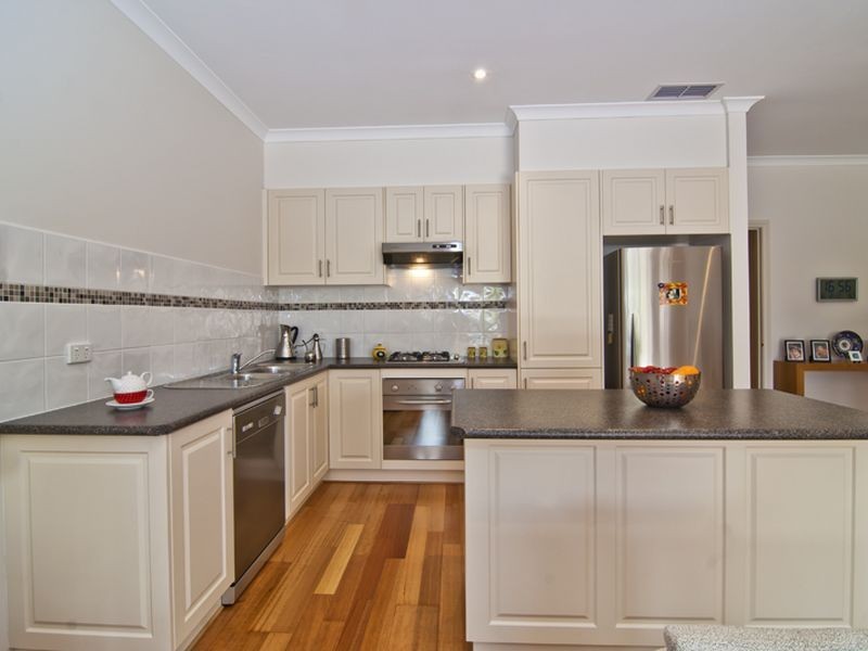 12/84 Heatherton Road, Endeavour Hills VIC 3802