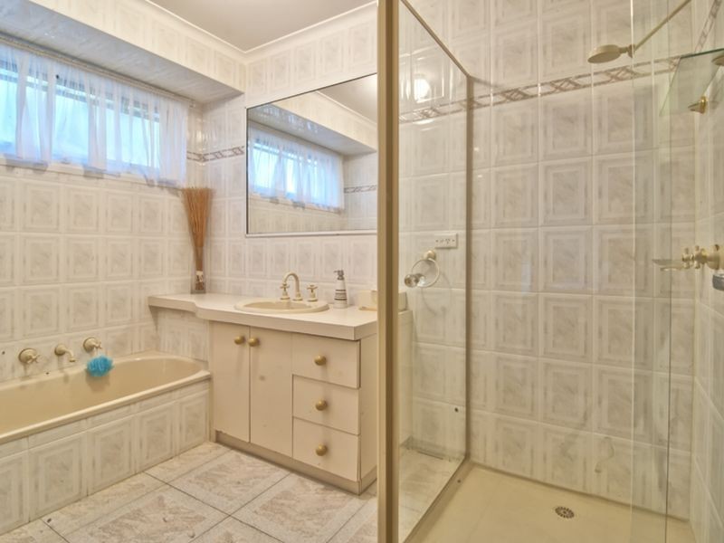 6 Sargood Court, Endeavour Hills VIC 3802