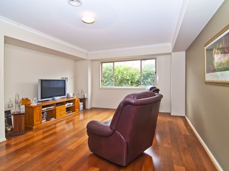61 Telford Drive, Berwick VIC 3806