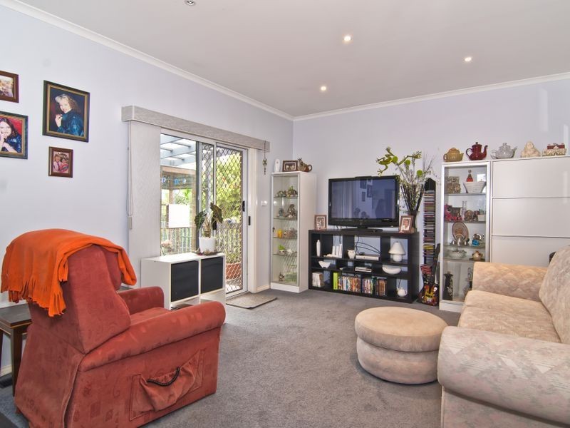 136 David Collins Drive, Endeavour Hills VIC 3802