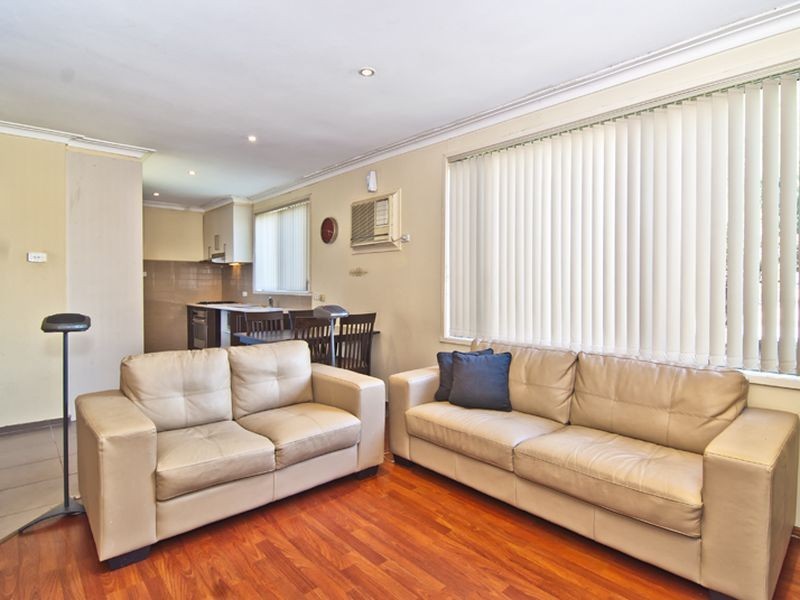 1/76 Hammond Road, Dandenong VIC 3175