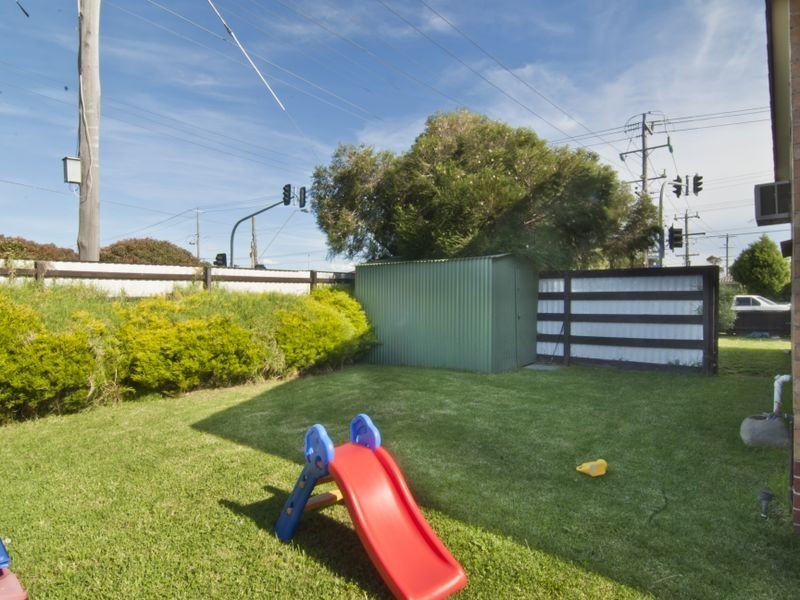 1/76 Hammond Road, Dandenong VIC 3175