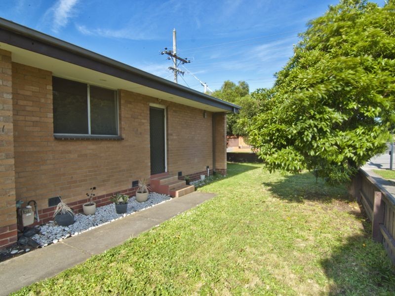 1/76 Hammond Road, Dandenong VIC 3175