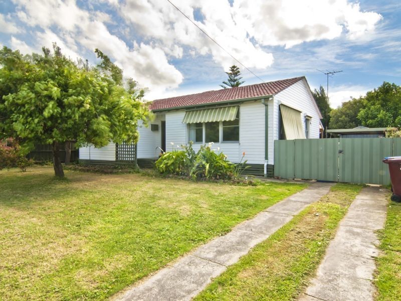 1 Liquidamber Street, Doveton VIC 3177
