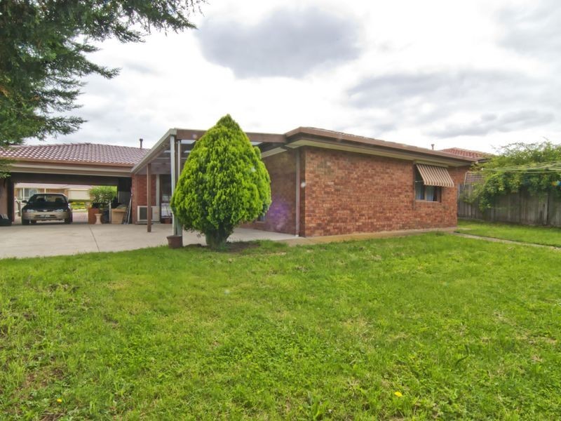 36 Arthur Phillip Drive, Endeavour Hills VIC 3802