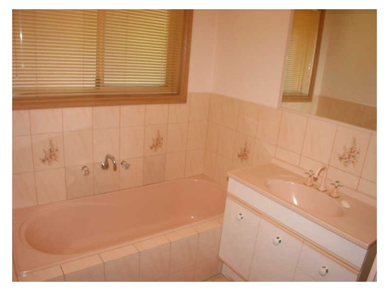 4/110 Kelvinside Road, Noble Park VIC 3174