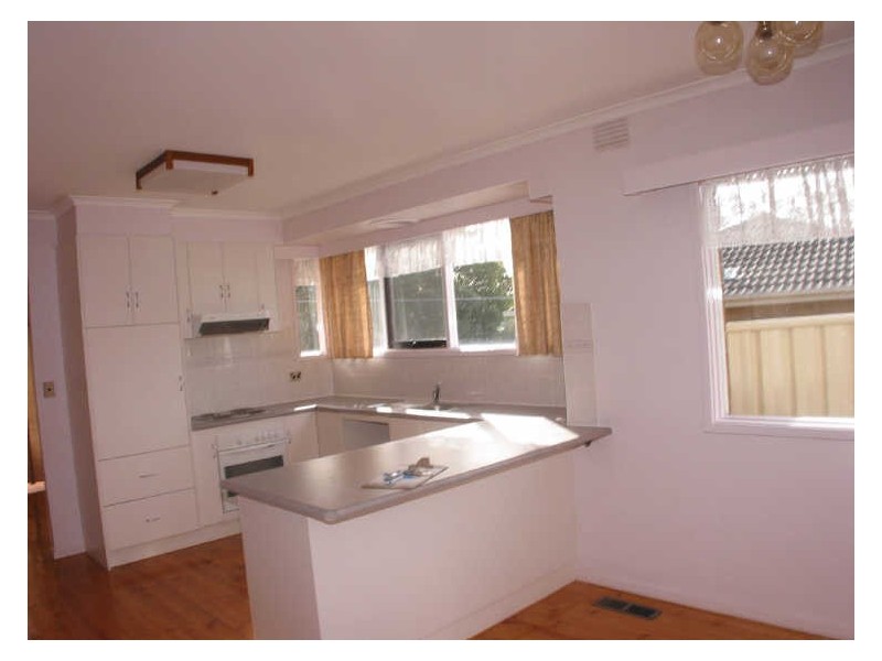 1/12 Rhoden Grove, Eumemmerring VIC 3177