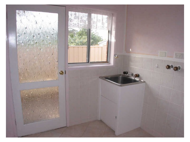 1/12 Rhoden Grove, Eumemmerring VIC 3177