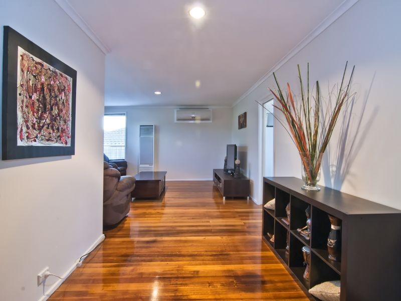 32 Kent Road, Narre Warren VIC 3805