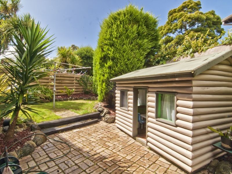 9 Anderson Court, Endeavour Hills VIC 3802