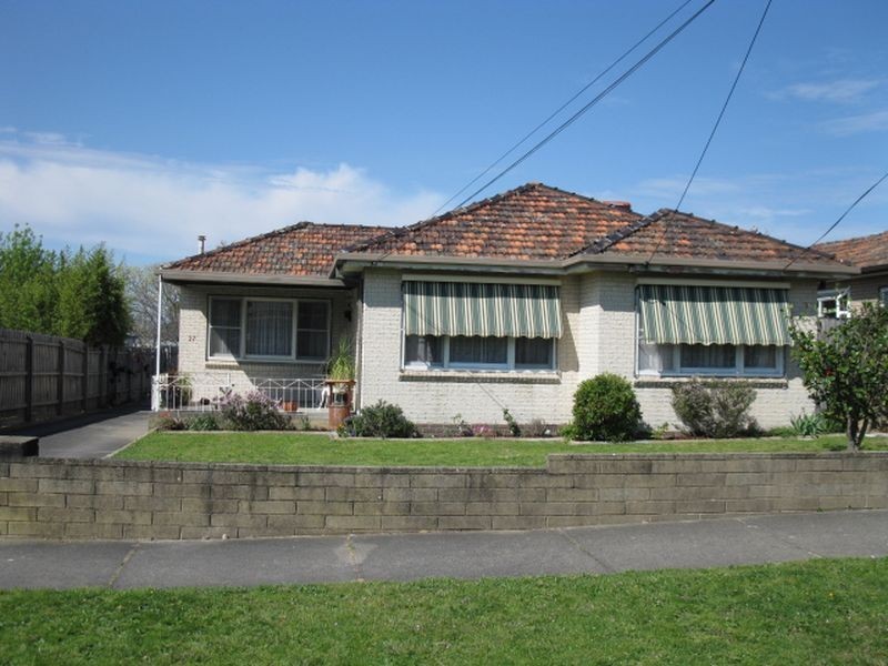 27 Philip Street, Dandenong North VIC 3175