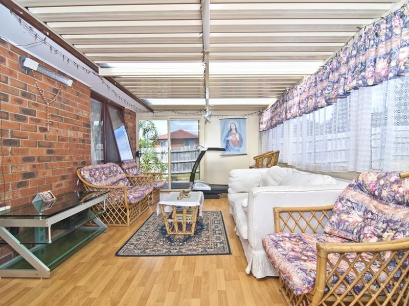 3 Rhonda Close, Endeavour Hills VIC 3802