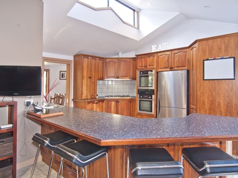 Endeavour Hills VIC 3802