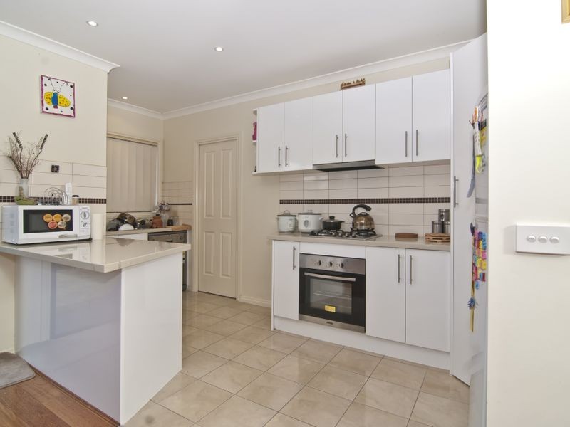 2/12 Ash Grove, Dandenong VIC 3175