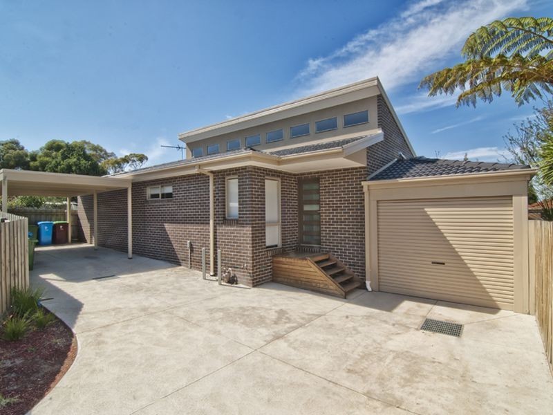 43A Robert Molyneux Avenue, Endeavour Hills VIC 3802