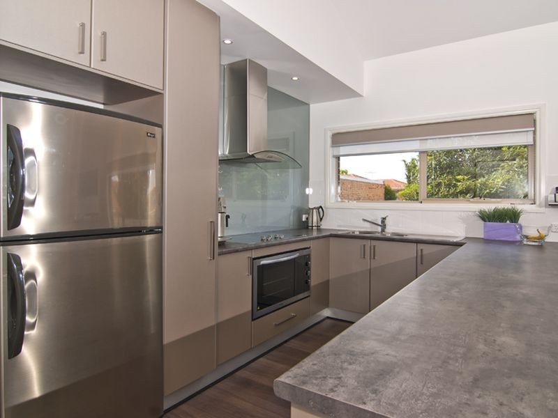 43A Robert Molyneux Avenue, Endeavour Hills VIC 3802