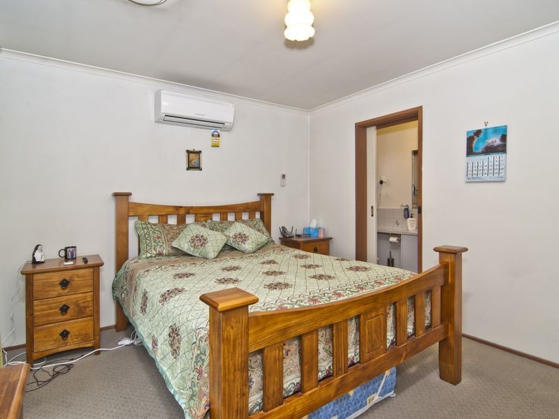 4 Lydia Mary Drive, Berwick VIC 3806