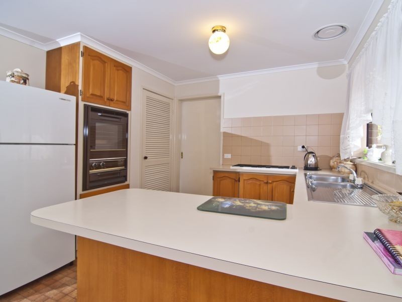 7 Roma Court, Eumemmerring VIC 3177