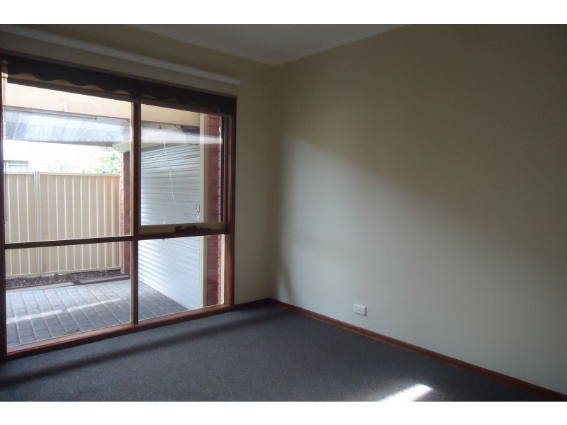10 Fenton Court, Keysborough VIC 3173