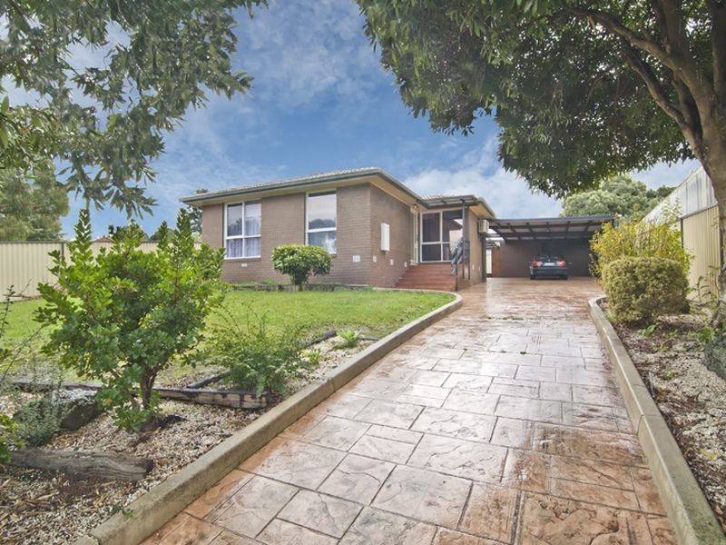 11 Bedford Court, Endeavour Hills VIC 3802