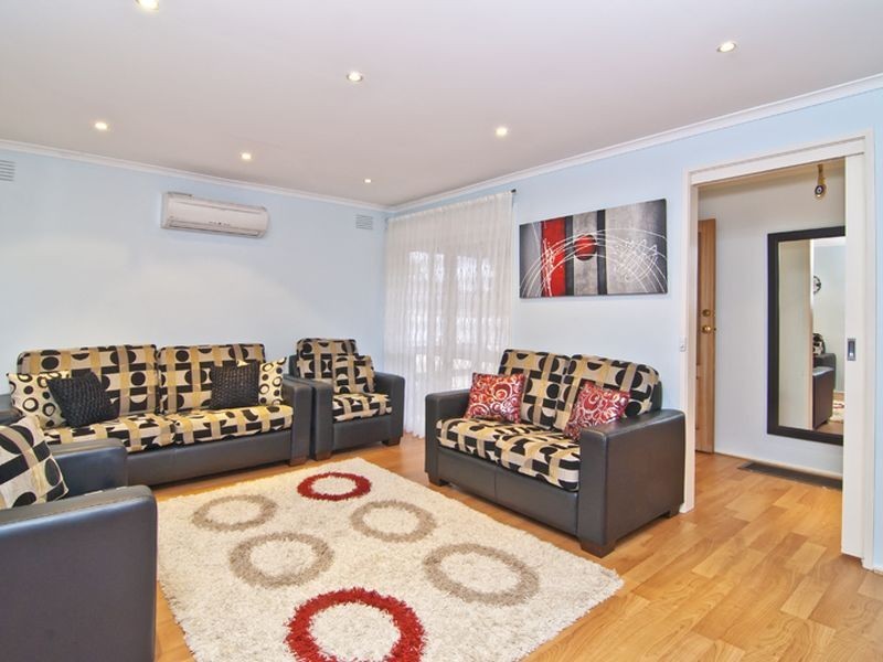 11 Bedford Court, Endeavour Hills VIC 3802