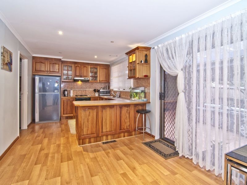 11 Bedford Court, Endeavour Hills VIC 3802