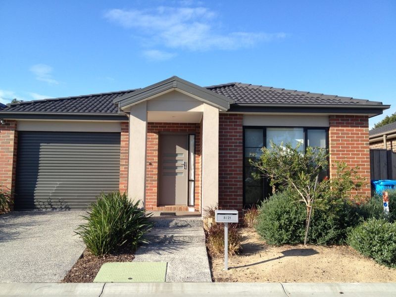 8/21 Kingfisher Drive, Doveton VIC 3177