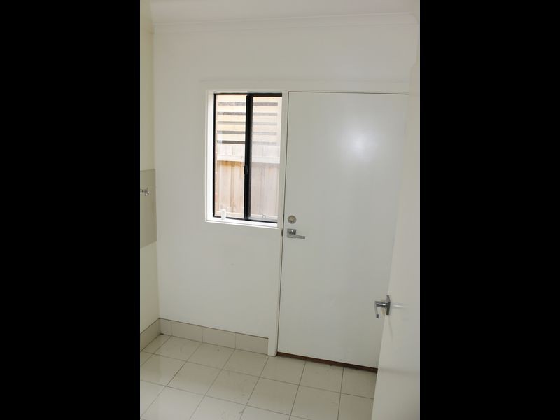 8/21 Kingfisher Drive, Doveton VIC 3177